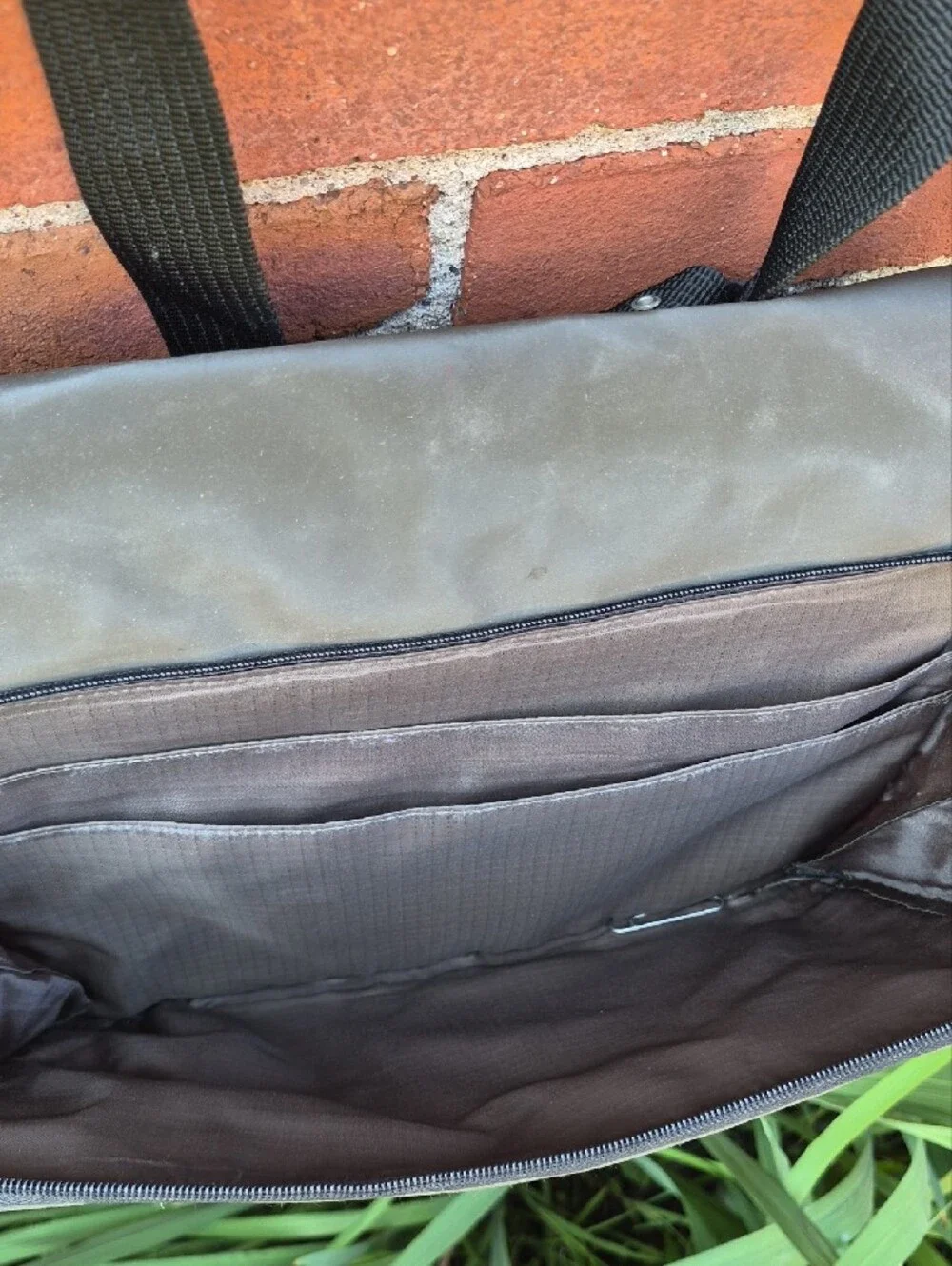 Brown Messenger Bag Nylon Shoulder Bag Reaction Kenneth Cole W Umbrella & Wallet